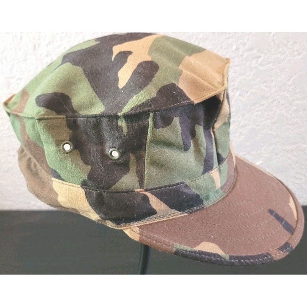 Vintage Military Issue Utility Woodland Camo‎ Combat Cap Size Medium